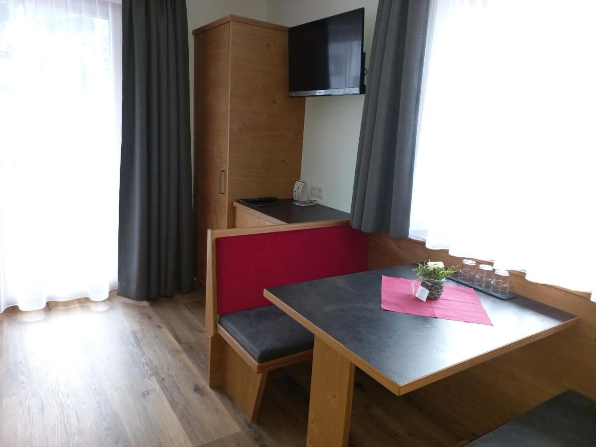 Apartament Haus Alpenflora Flirsch Zewnętrze zdjęcie