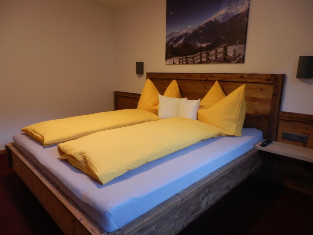 Apartament Haus Alpenflora Flirsch Zewnętrze zdjęcie